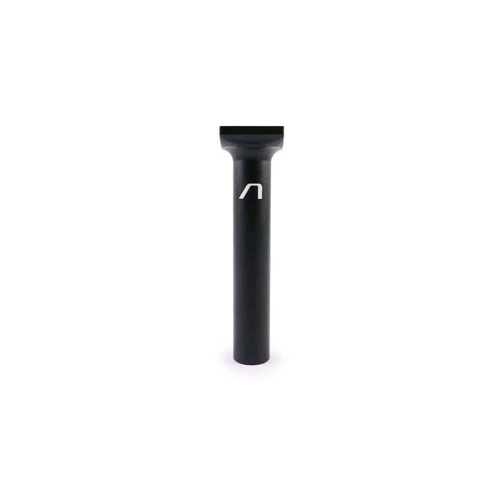 The Arise Zoids Seat Post is black, cylindrical, made from 6061-T6 alloy, with a sleek logo. It's pivotal system-compatible and set against a white background.