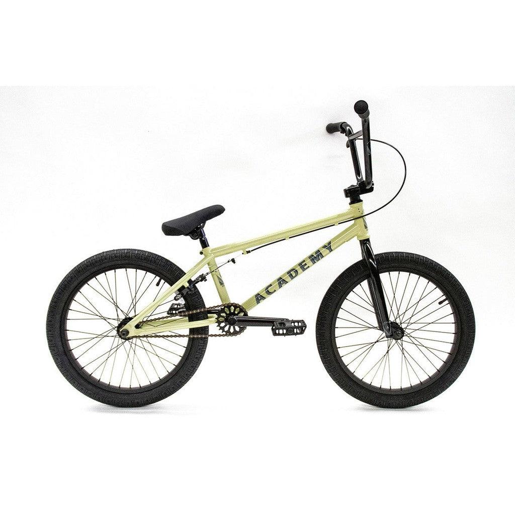 Academy Entrant Bike Shop at LUXBMX